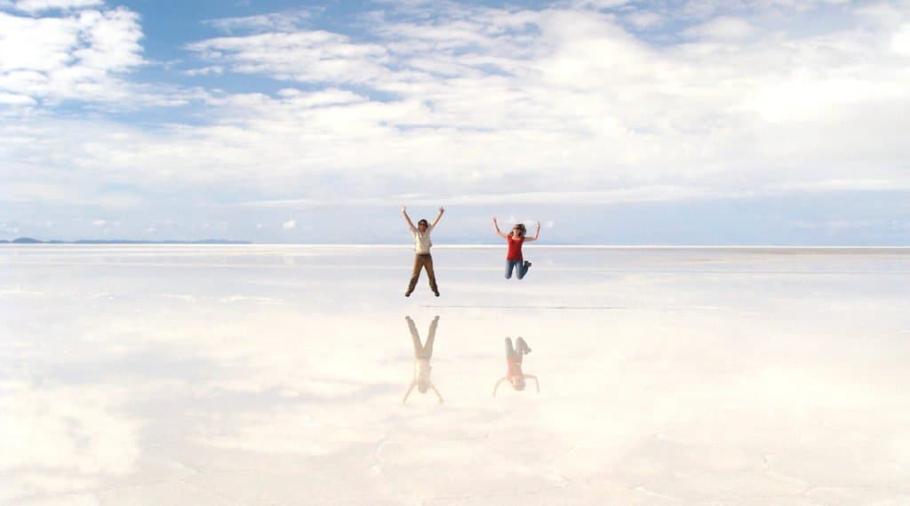 Sauter au Salar d'Uyuni Bolivie