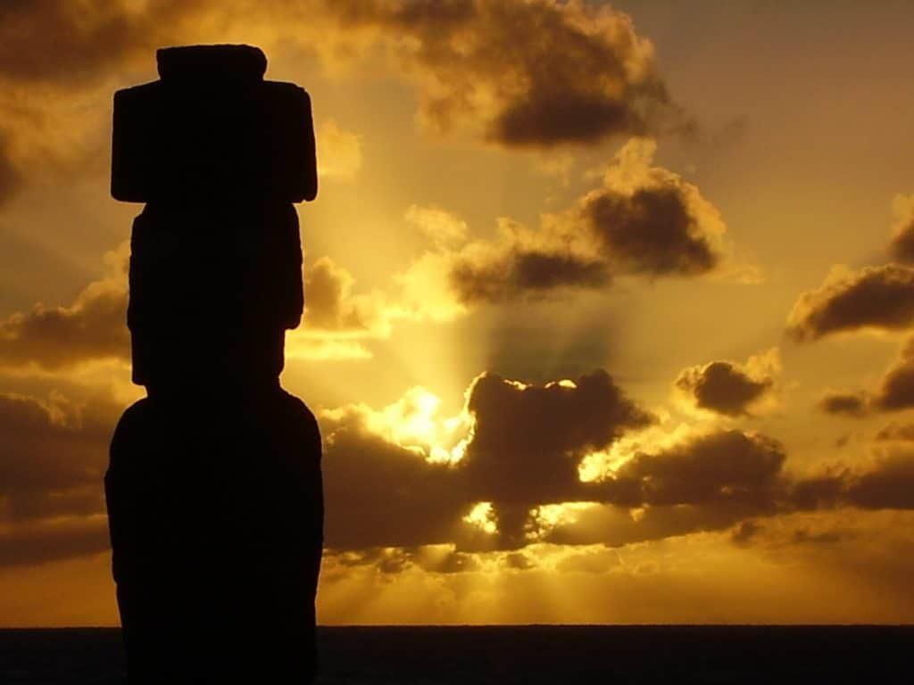 ile de pâques, archeologie, moaïs