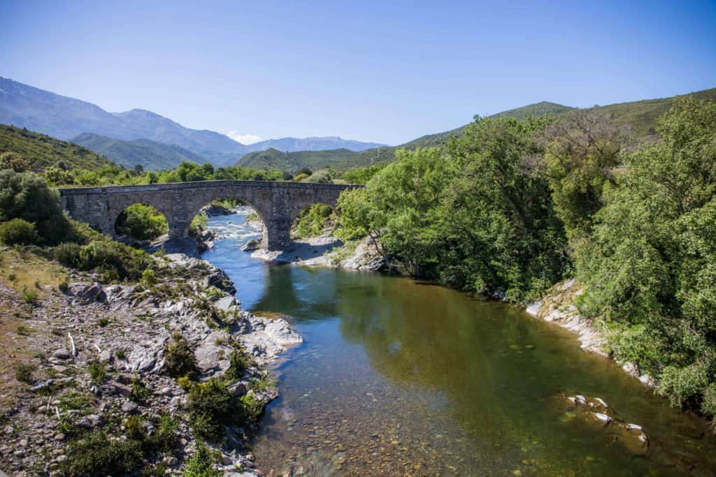 Castagniccia_roadtrip_riviere_pont