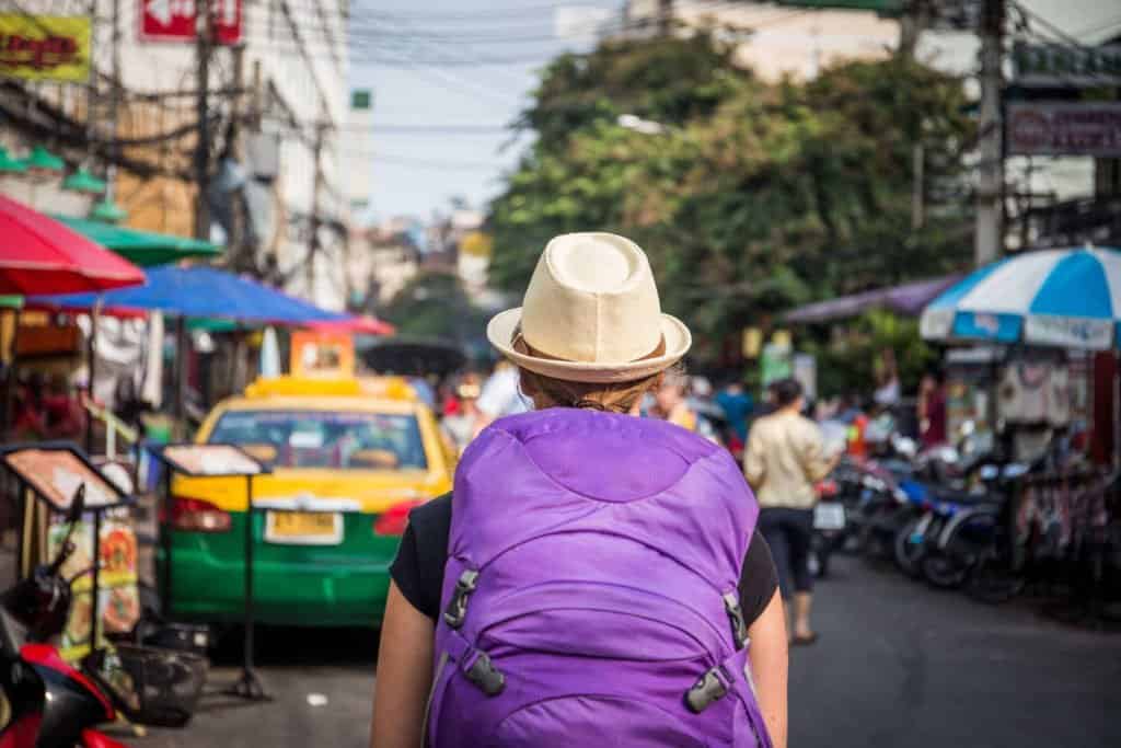 voyageuse, sac à dos, backpack