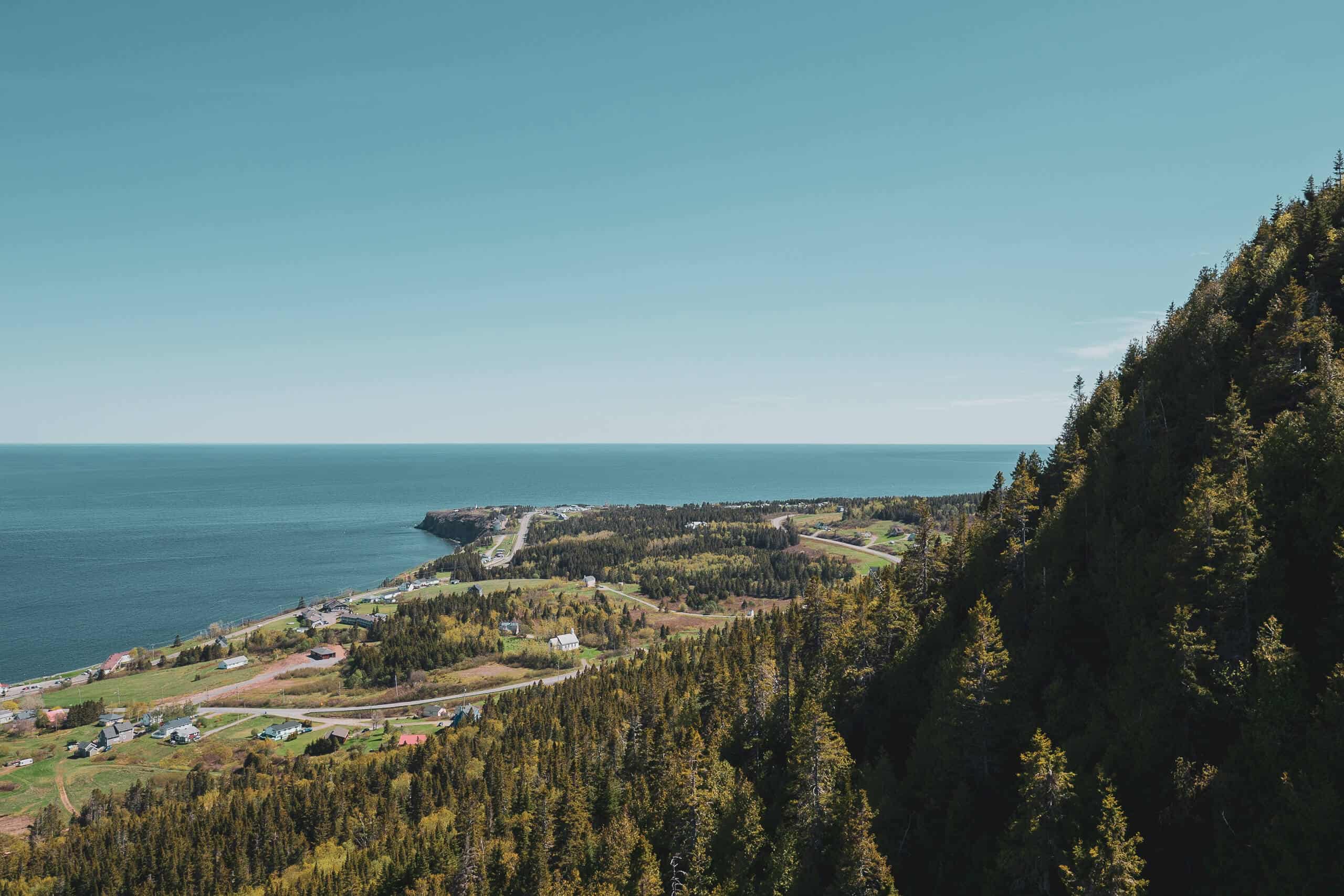 Québec, Canada, Québec Maritime, Gaspésie, route des phares, circuit, phare, parc, Forillon, randonnée, trek, Mont Saint-Alban