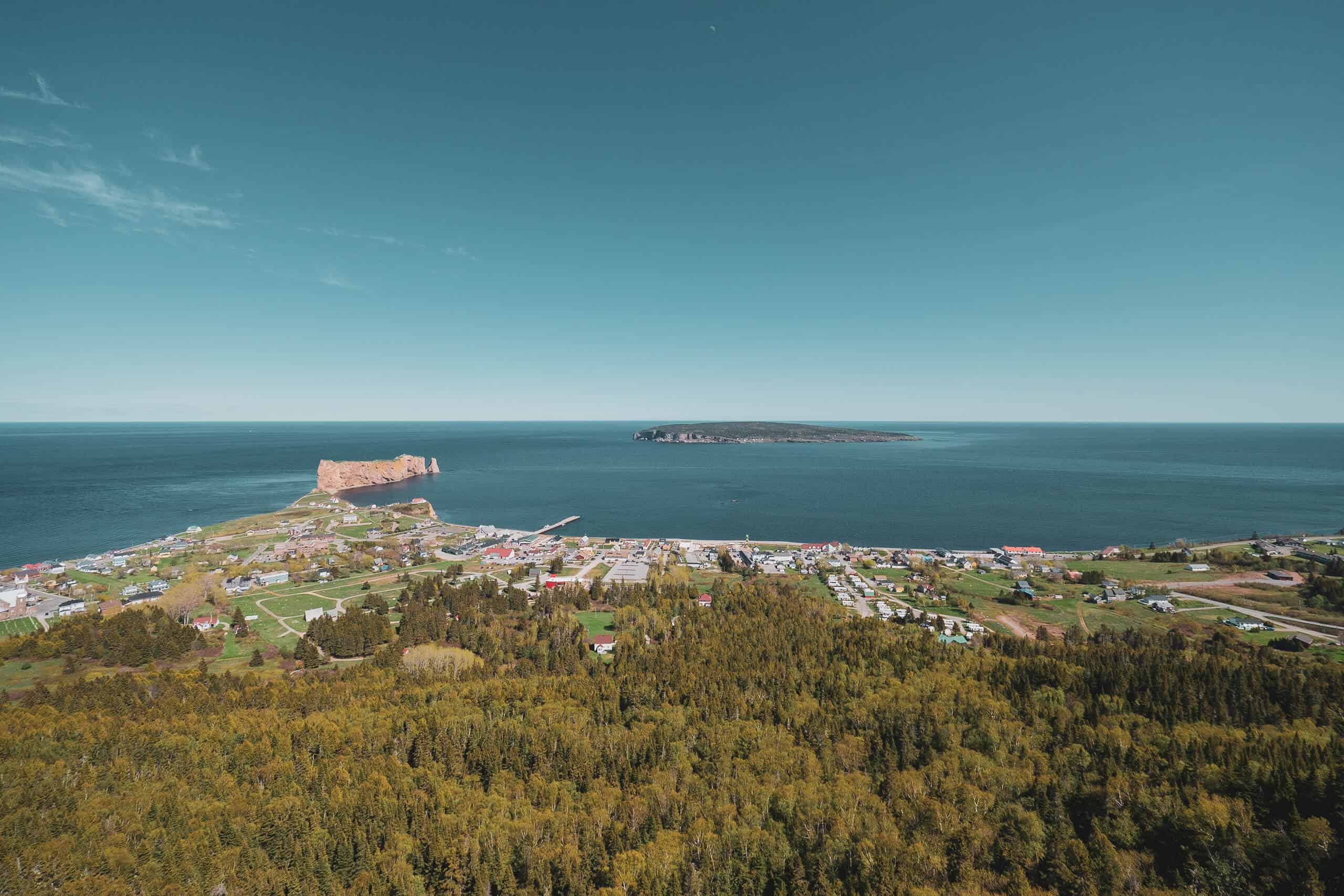 Québec, Canada, Québec Maritime, Gaspésie, route des phares, circuit, phare, mer, parcs, Géoparc de Percé, parc national de l’île-Bonaventure-et-du-Rocher-Percé, Rocher Percé