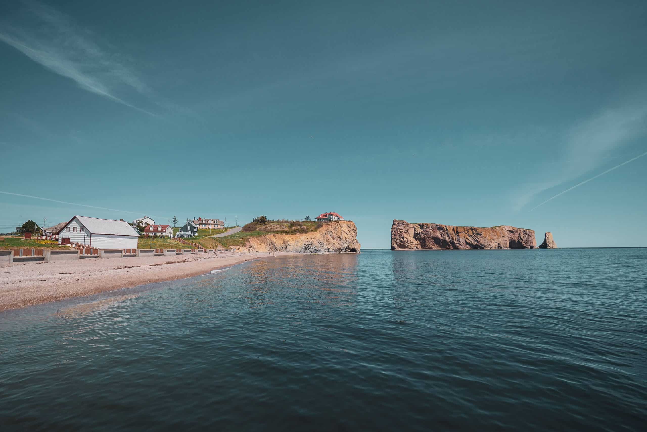 Québec, Canada, Québec Maritime, Gaspésie, route des phares, circuit, phare, mer, parcs, Géoparc de Percé, parc national de l’île-Bonaventure-et-du-Rocher-Percé, Rocher Percé