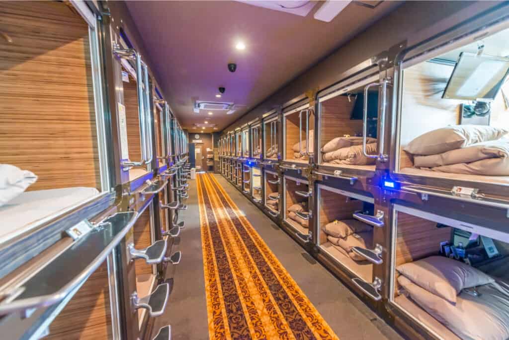 capsule hotel japon