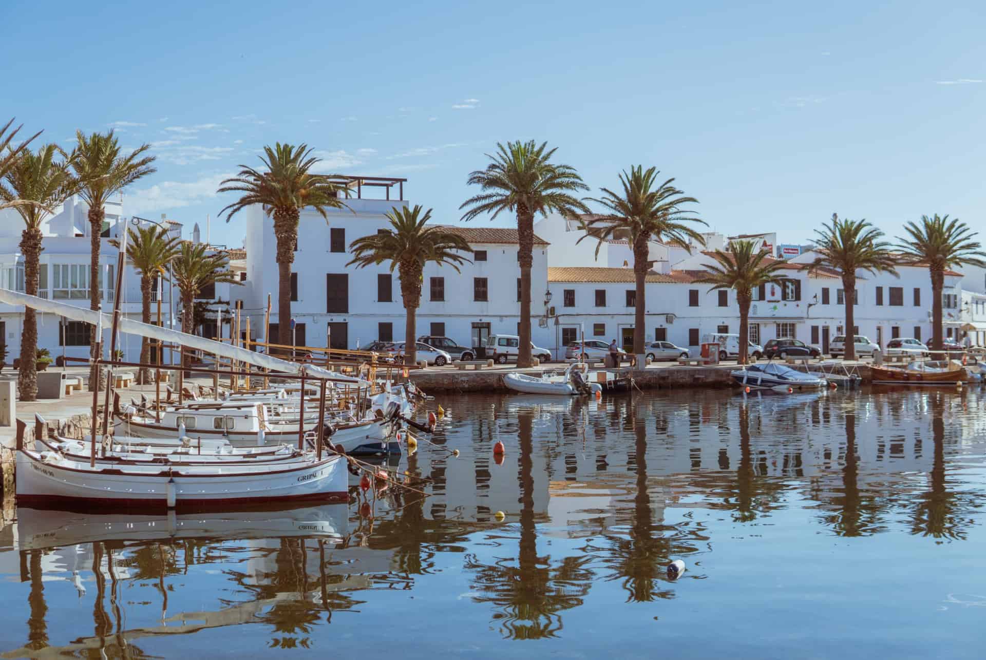 port de fornells ou dormir minorque