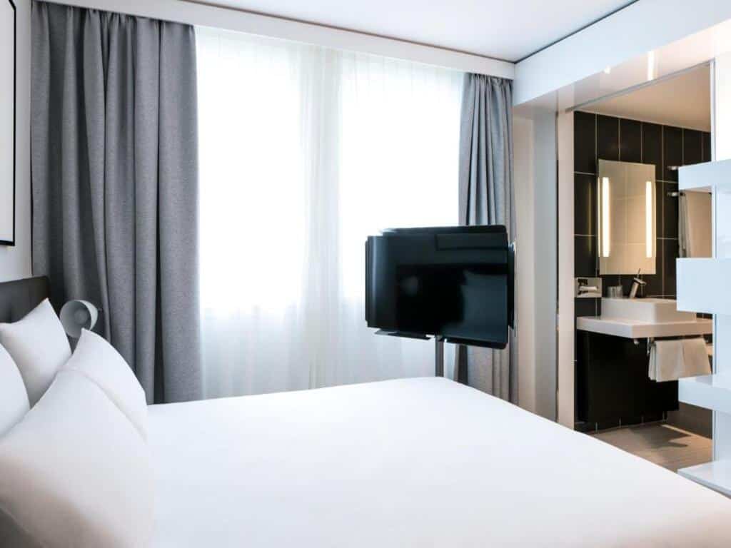 novotel suites paris