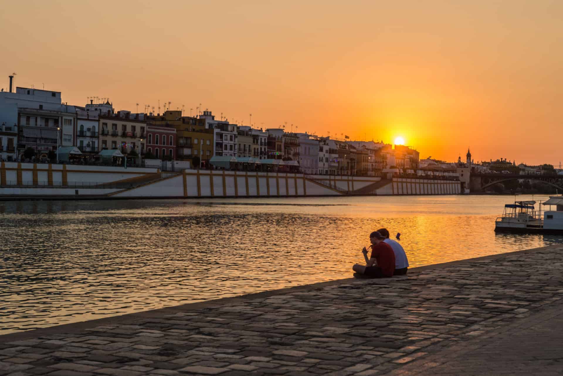 ou dormir a seville quartier alameda