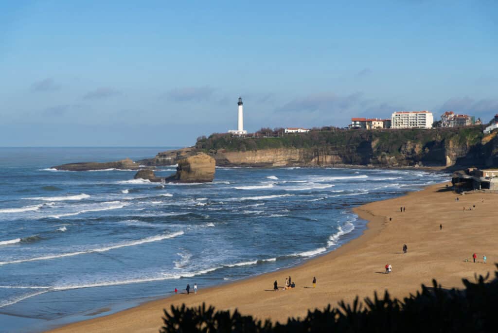 plage biarritz en hiver