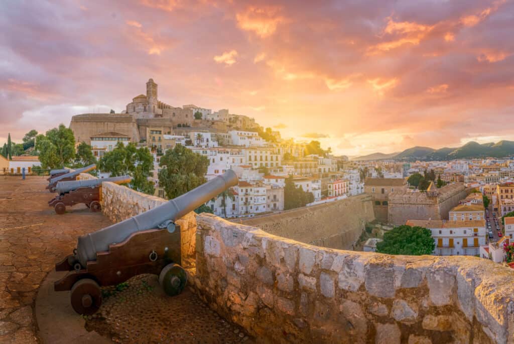 dalt vila