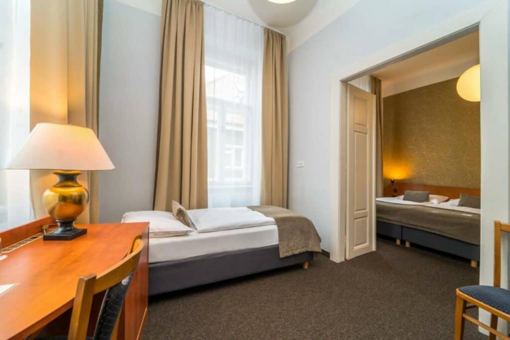 metropolitan old town hotel prague