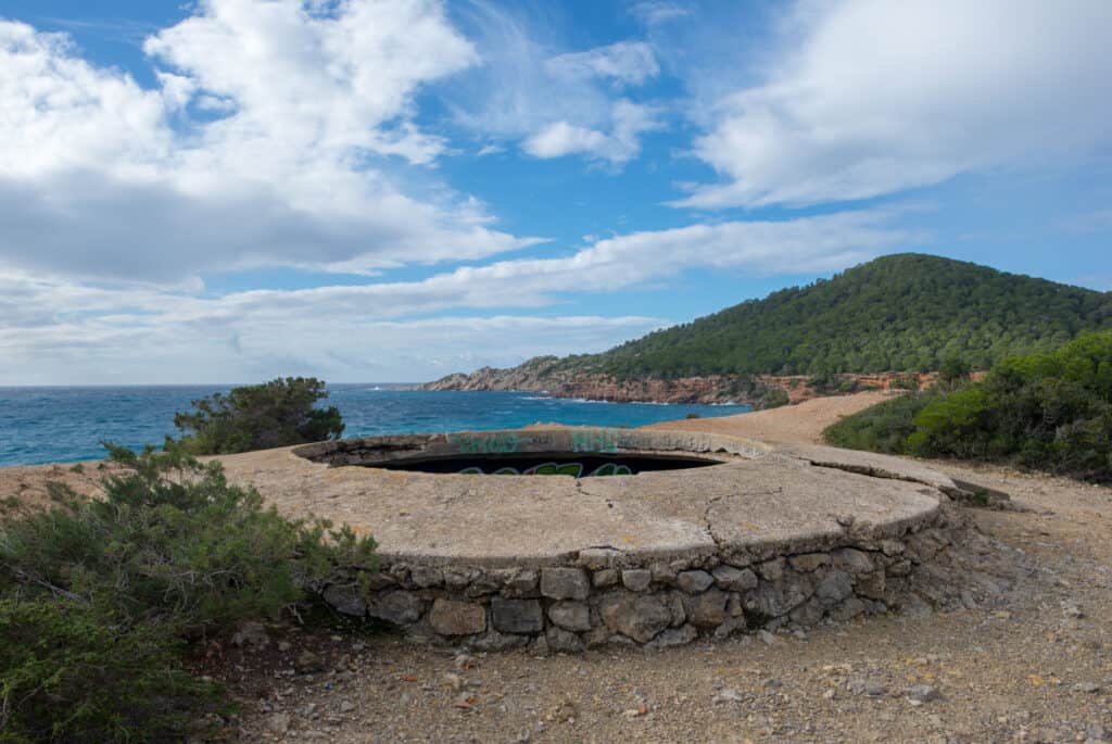 sa caleta ibiza site archeologique