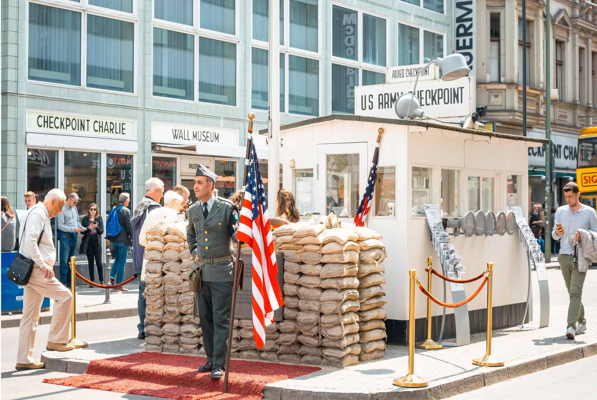 checkpoint charlie berlin