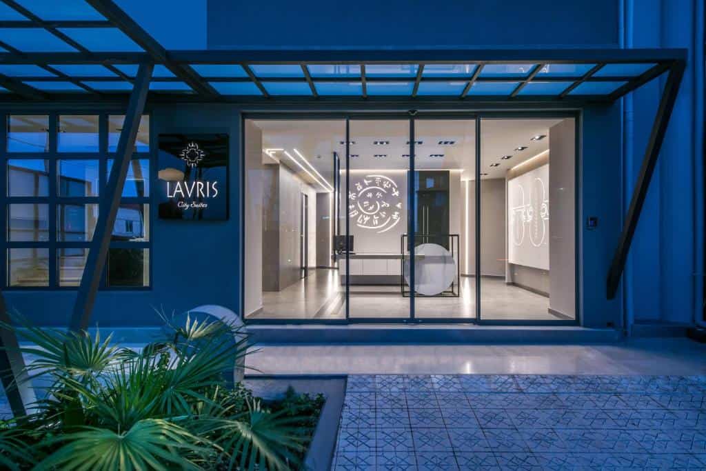 lavris hotel