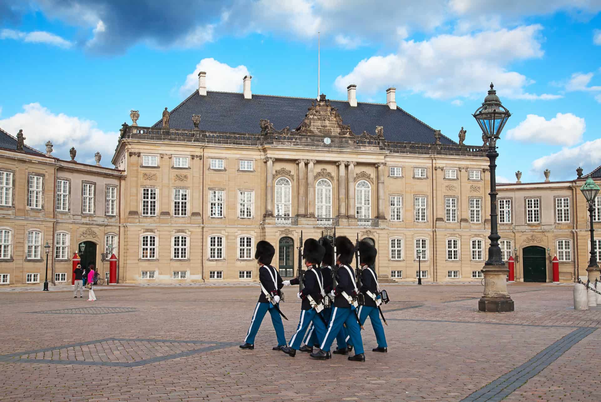 releve de la garde amalienborg