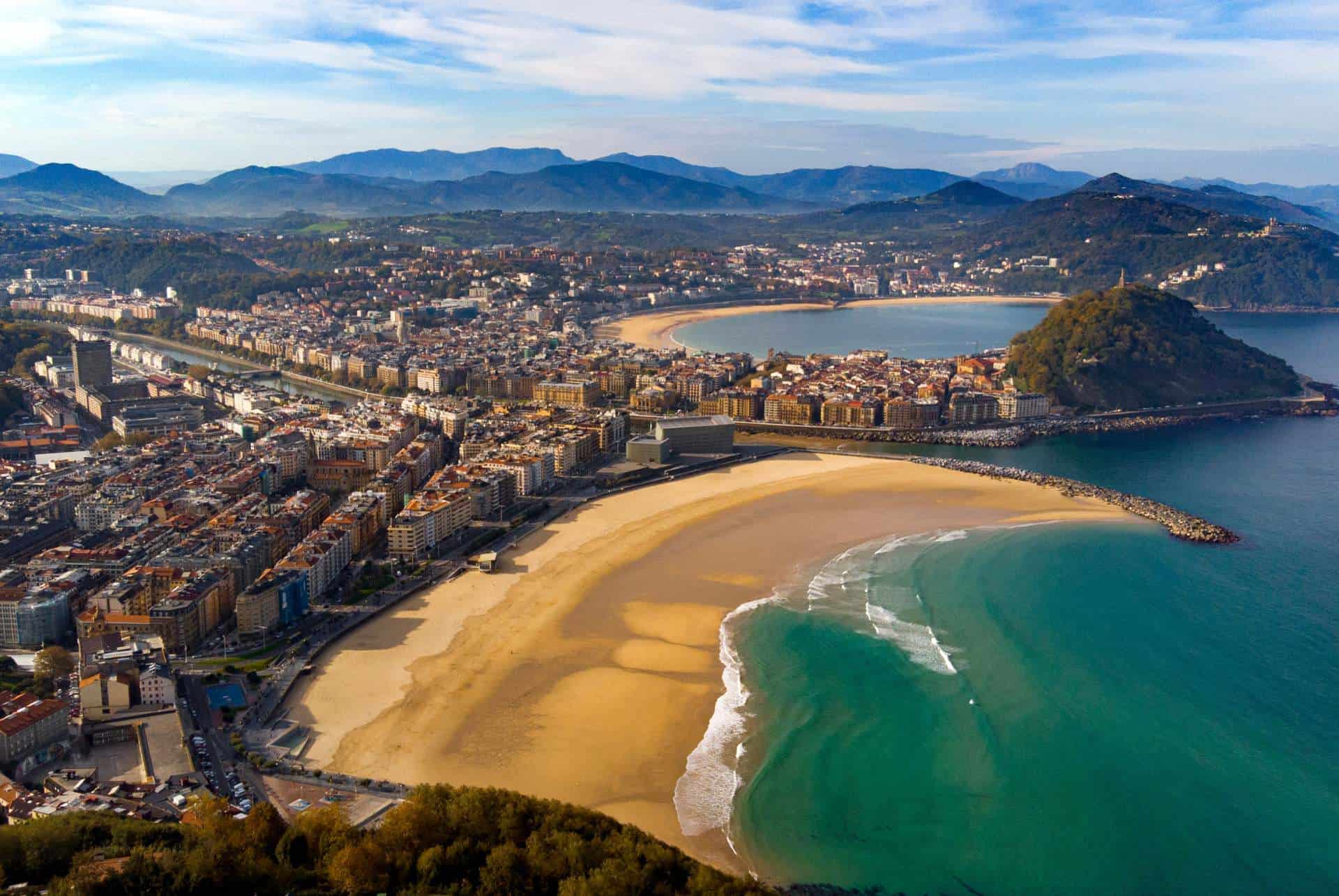 Zurriola playa san sebastian