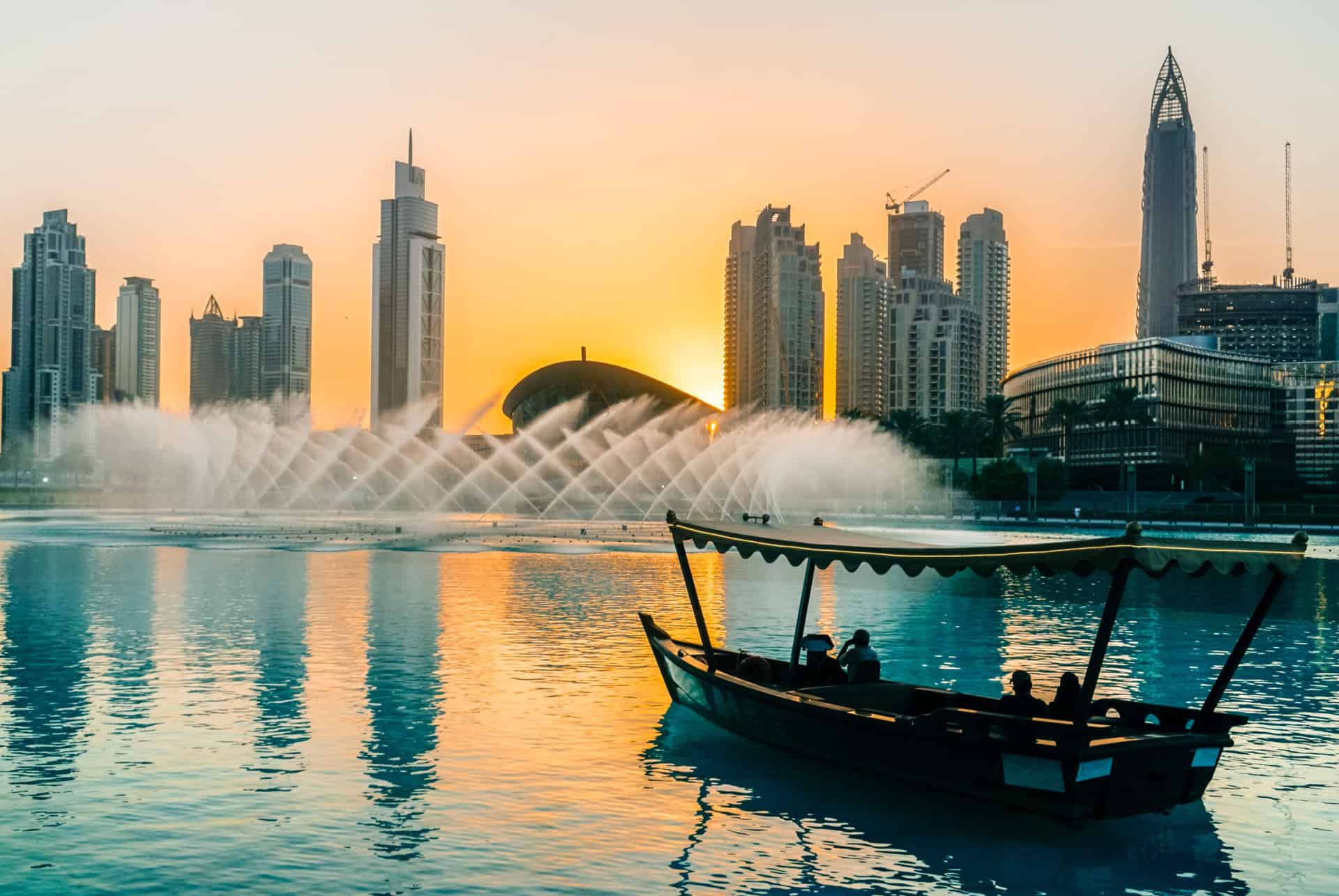 fontaines de dubai coucher de soleil