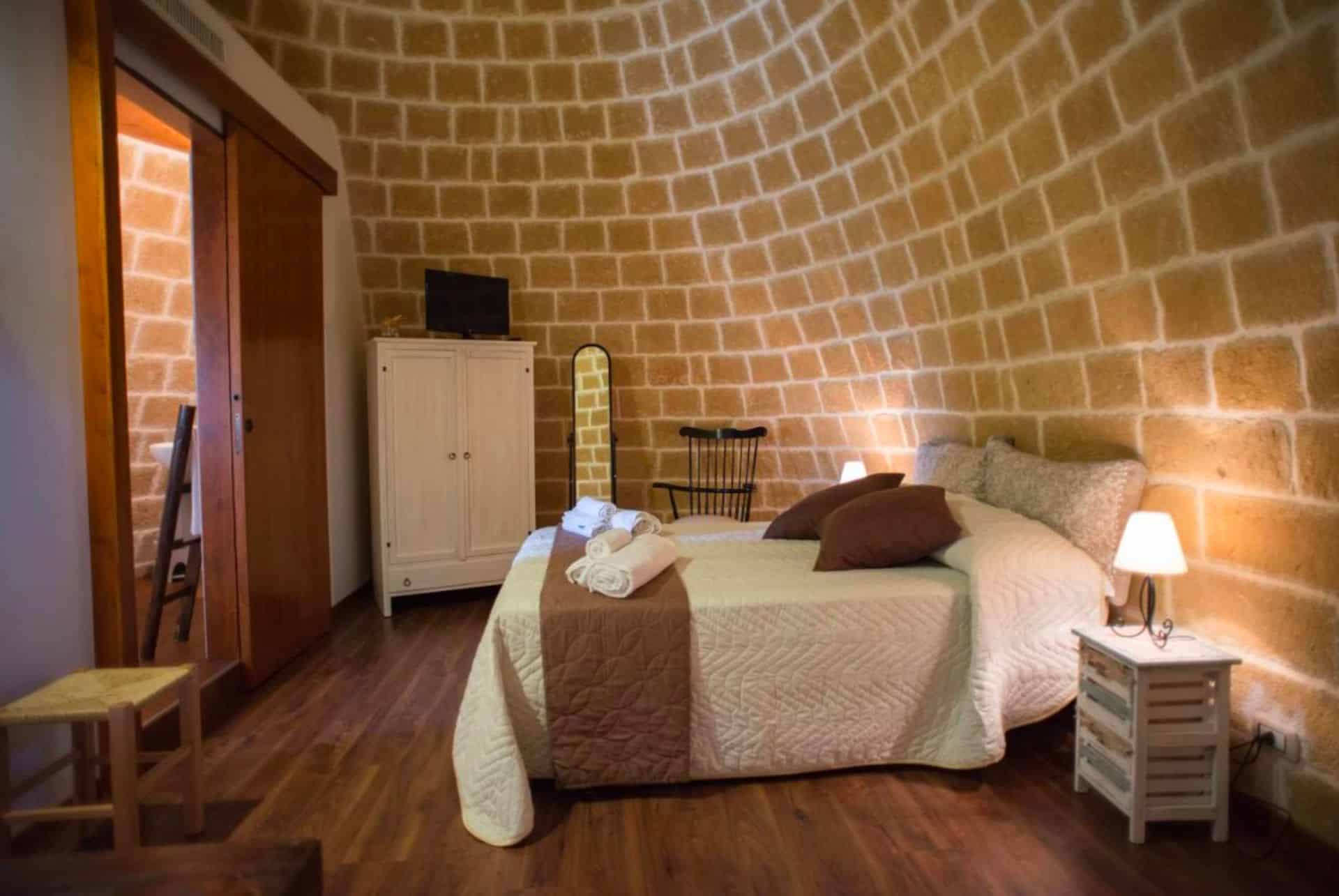 grandi trulli bed Alberobello