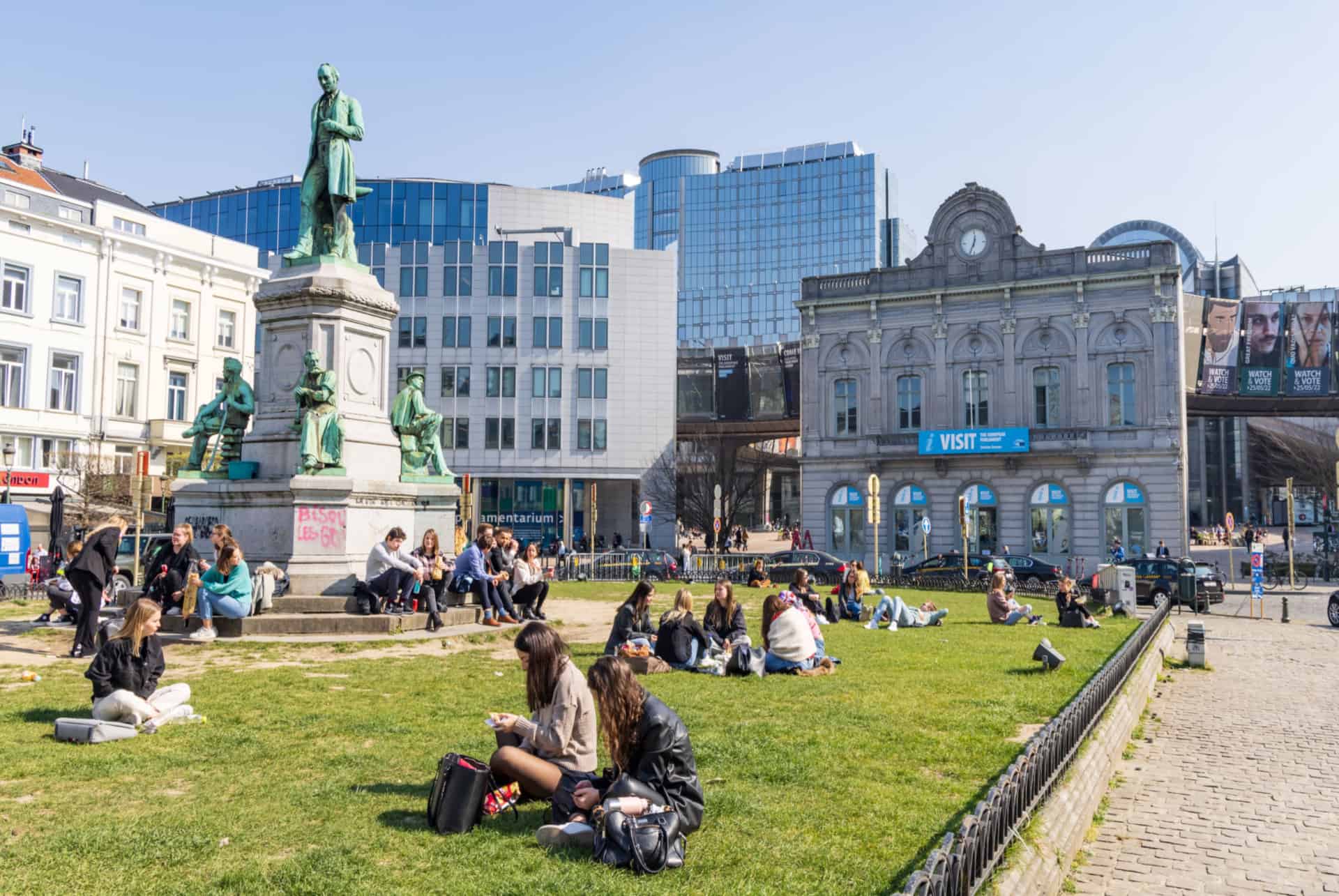 place du luxembourg bruxelles