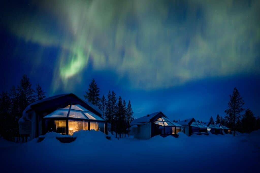 santa igloo arctic circle rovaniemi