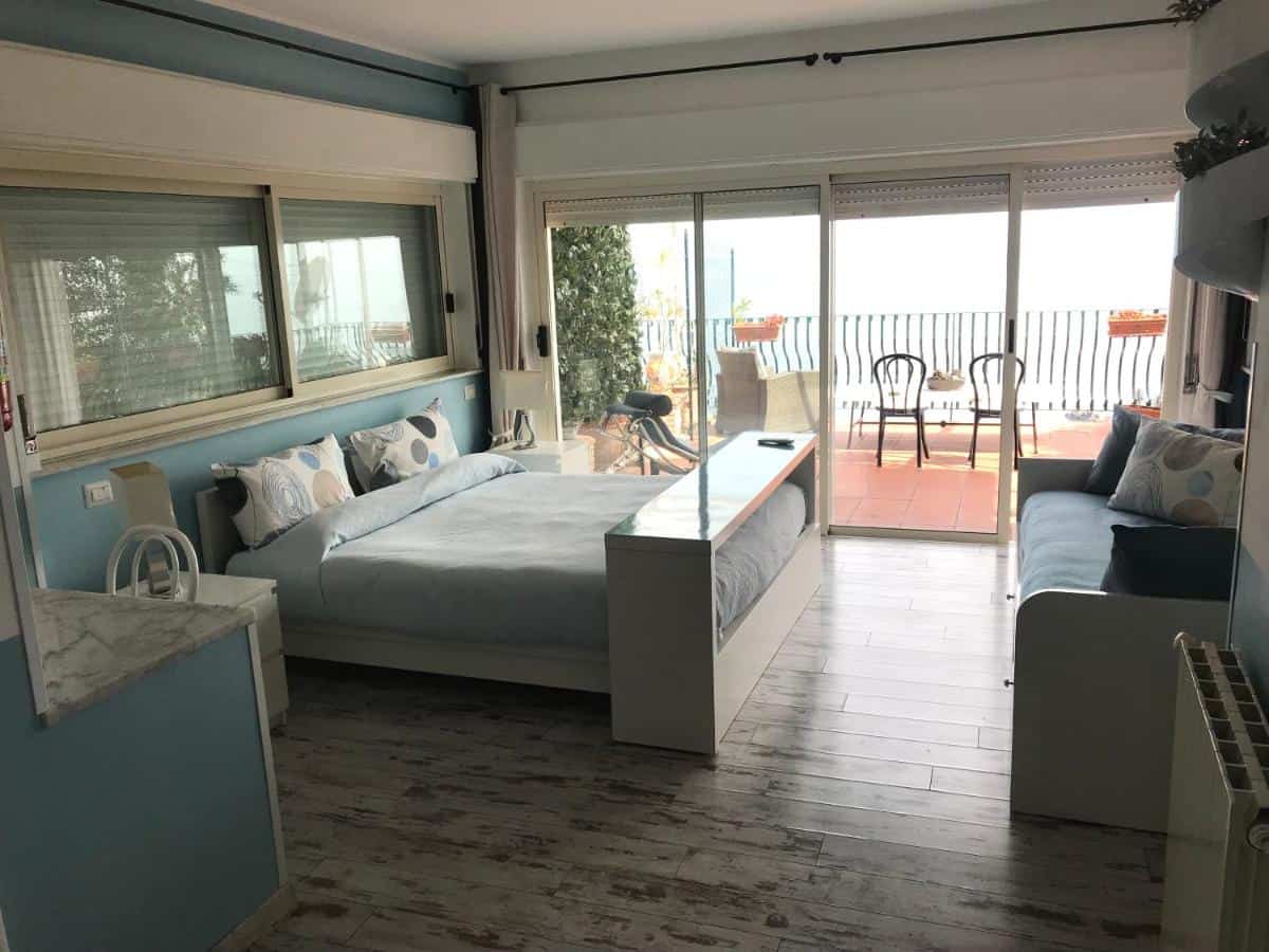 b&b la terrazza sul mare taormina chambre