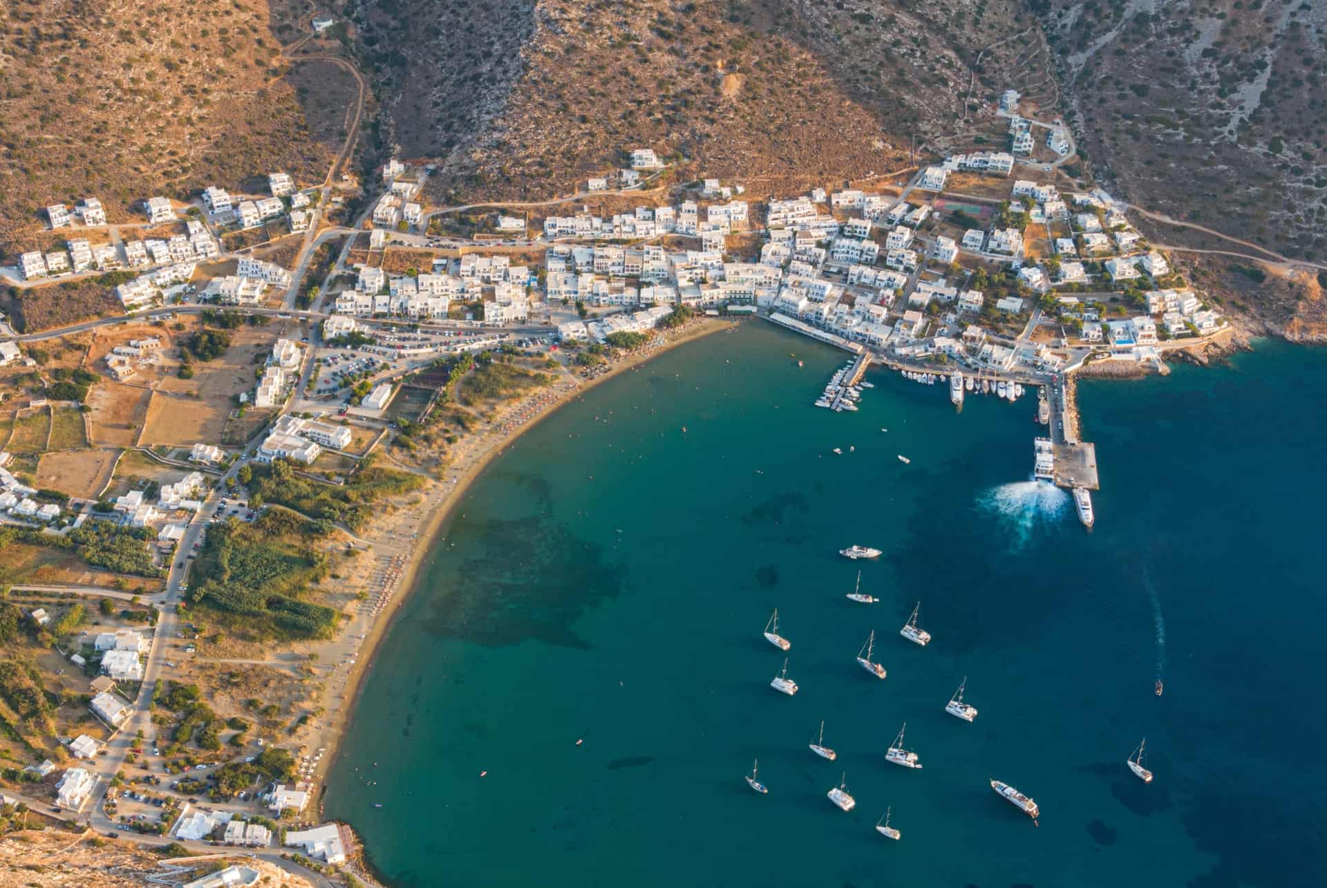 kamares vue aerienne dormir sifnos