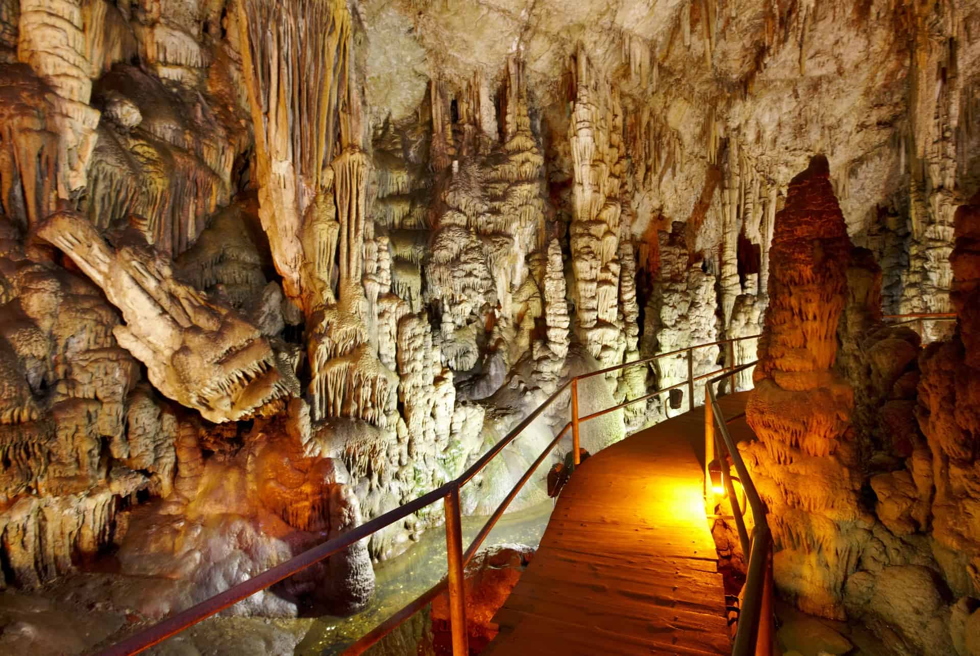 grotte de zeus