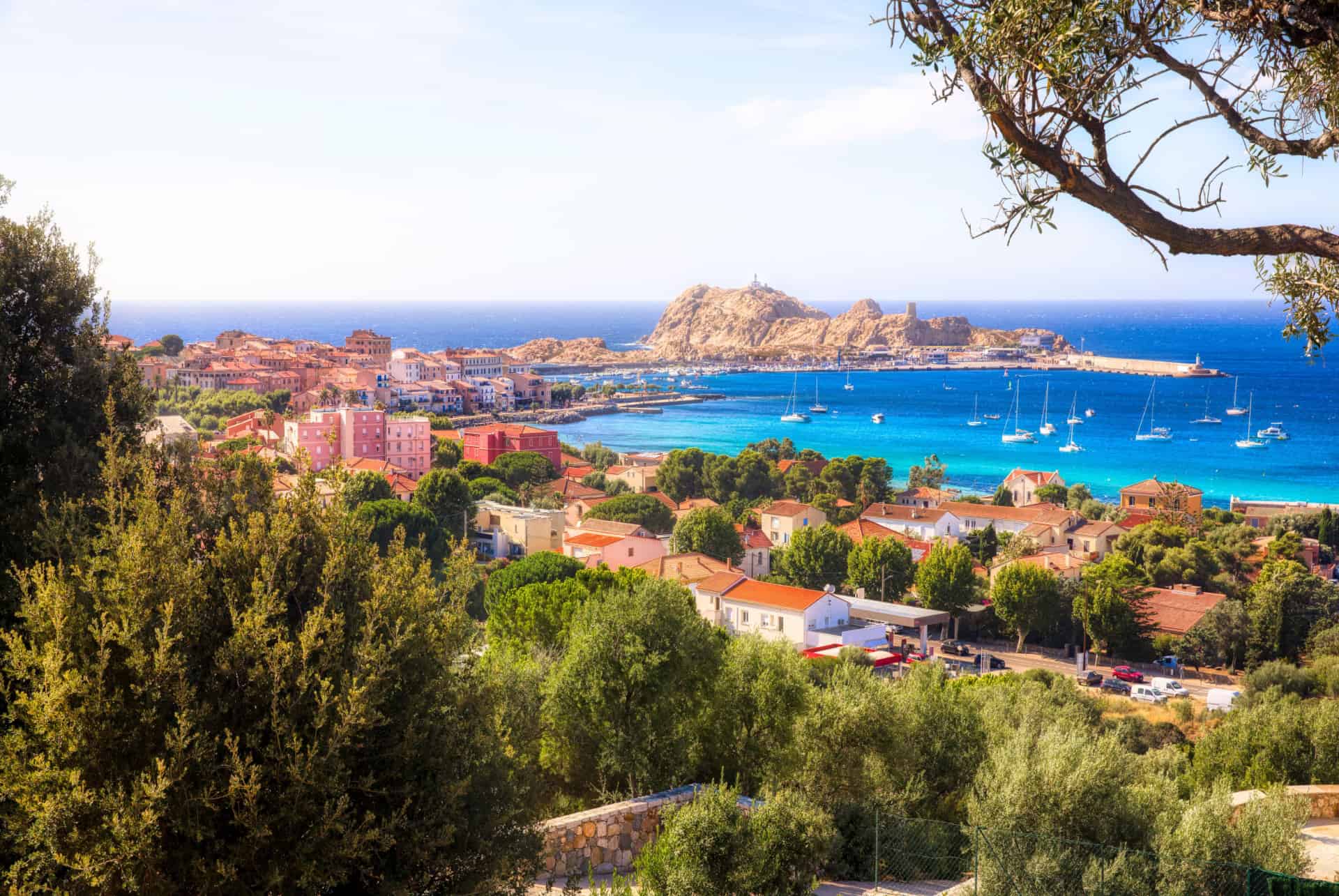 ile rousse et ile pietra