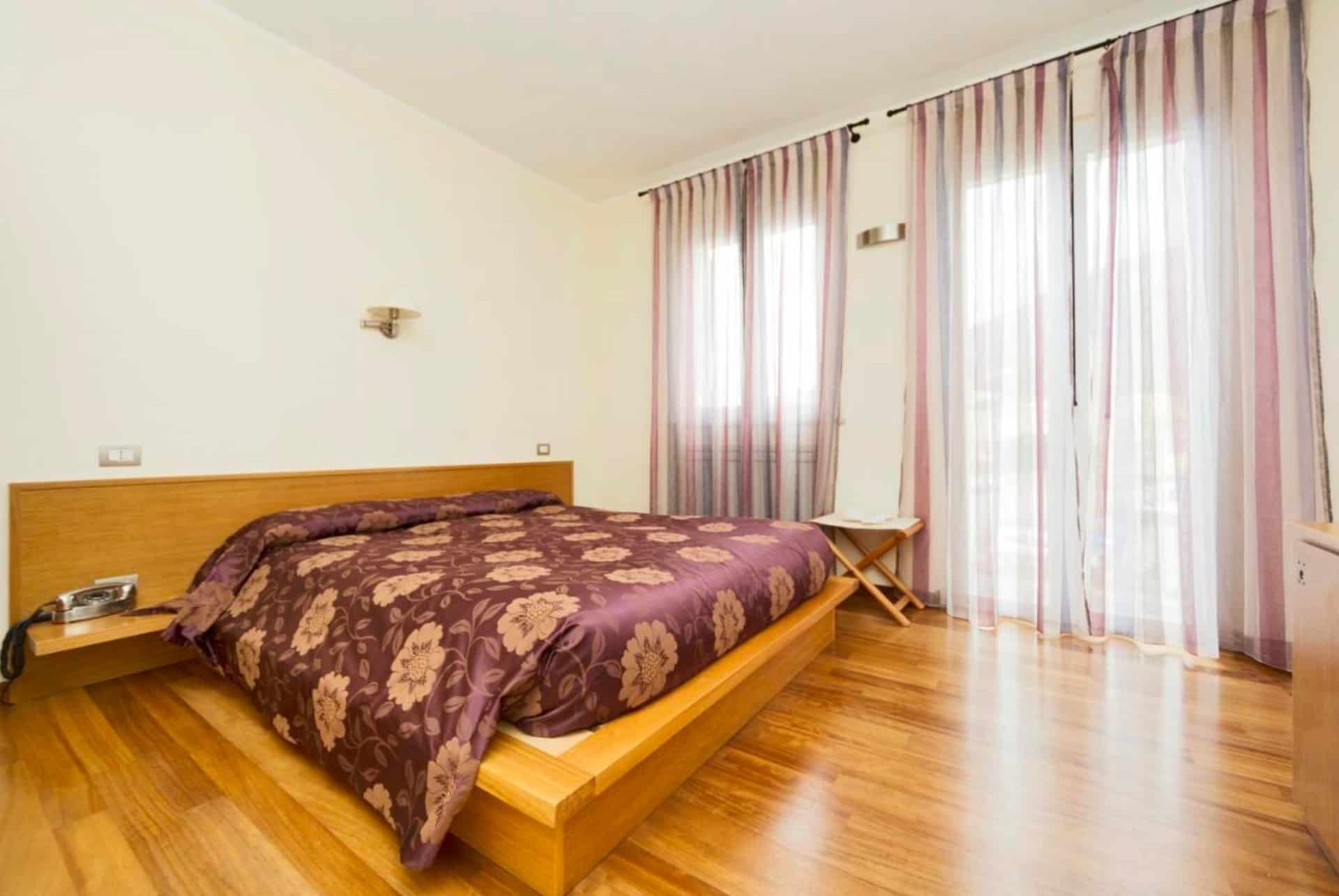 oasi hotel chambre