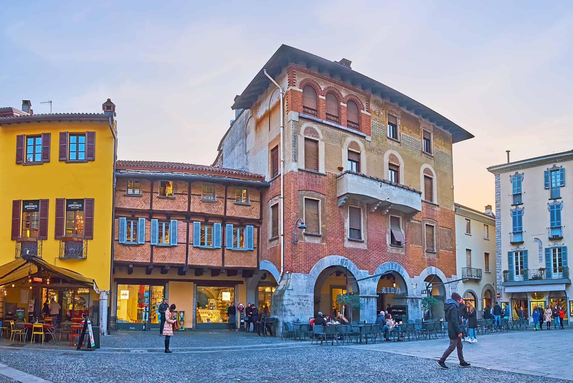 piazza como