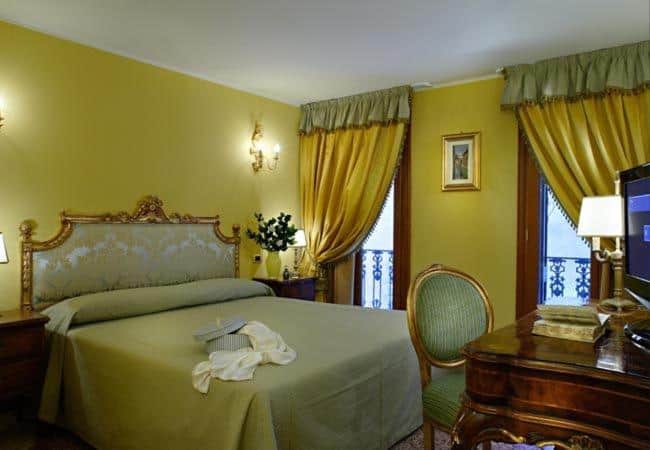 best windows venise chambre