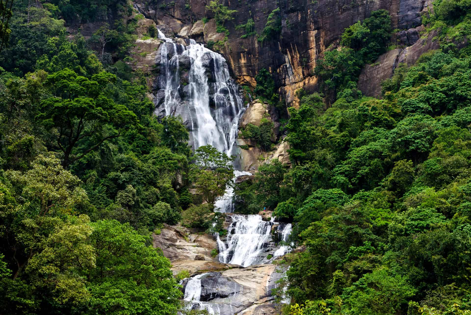 que faire au sri lanka cascade ravana