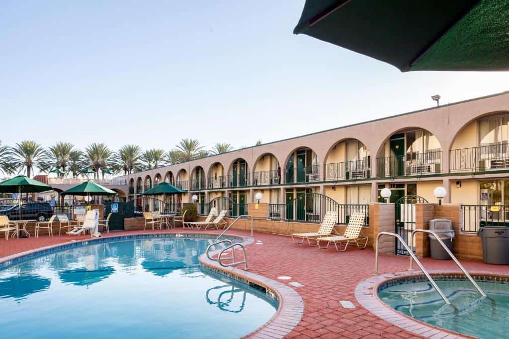 kings inn anaheim