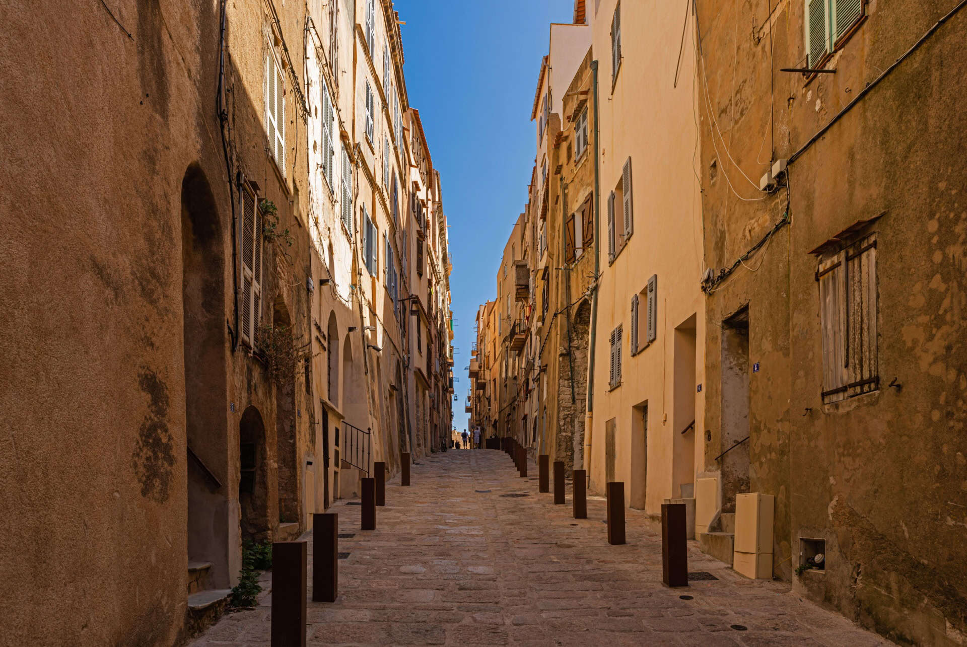 rues a bonifacio
