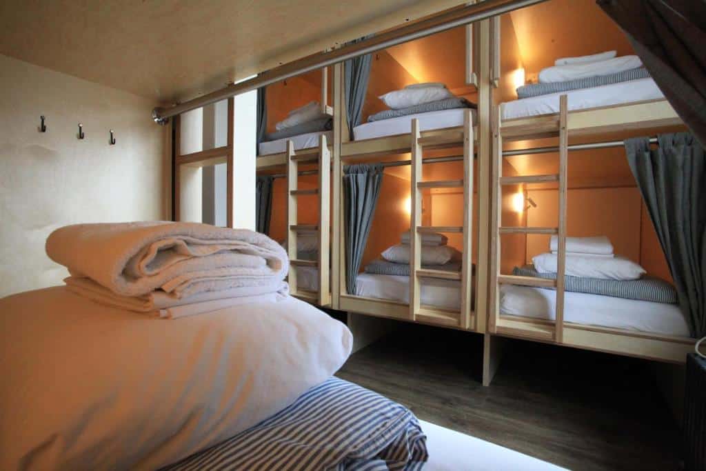 saintlo jail hostel