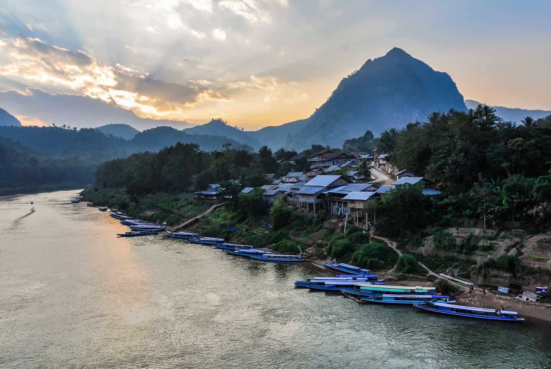 nong khiaw