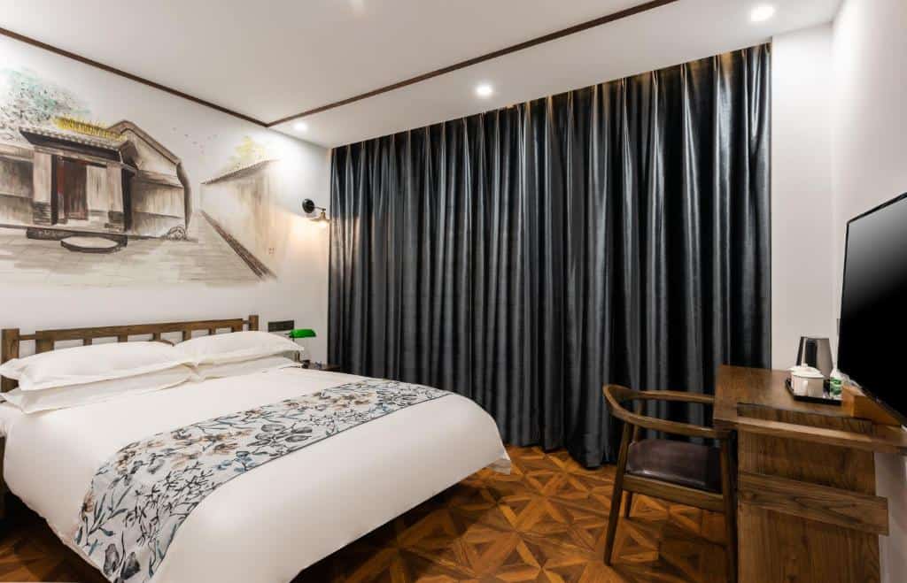 nostalgia hotel
