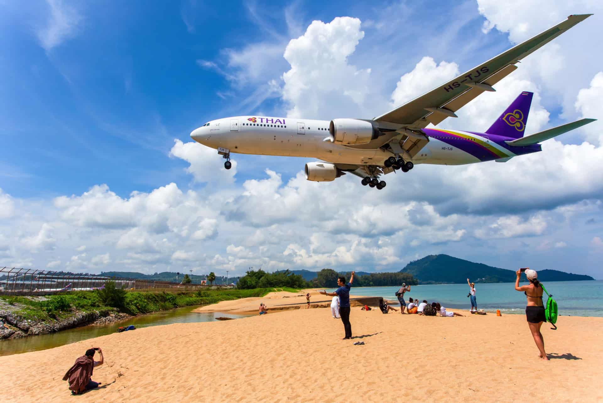 phuket avion plage