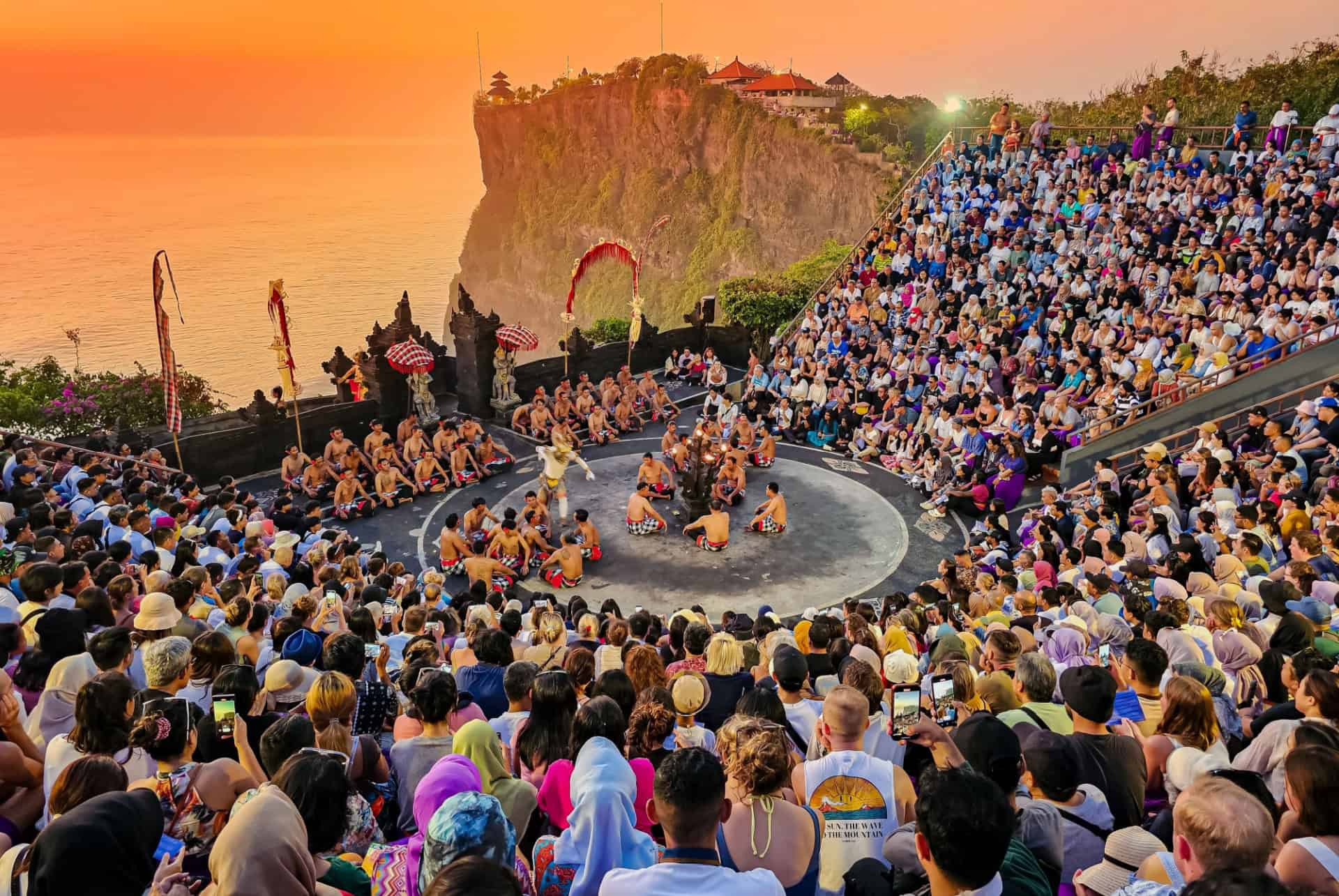 spectacle de danse traditionnelle kecak bali
