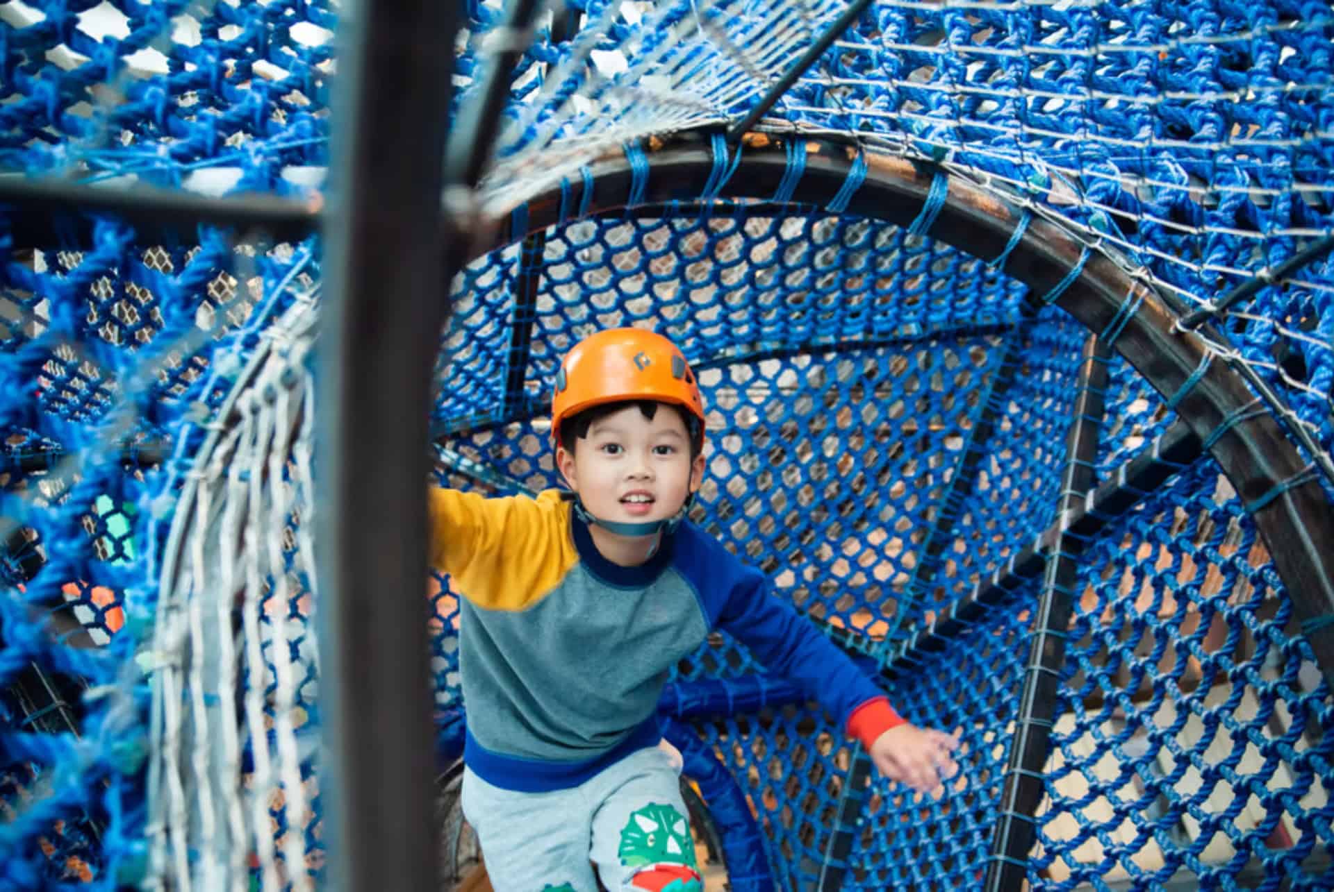 structure a escalader au musee des enfants