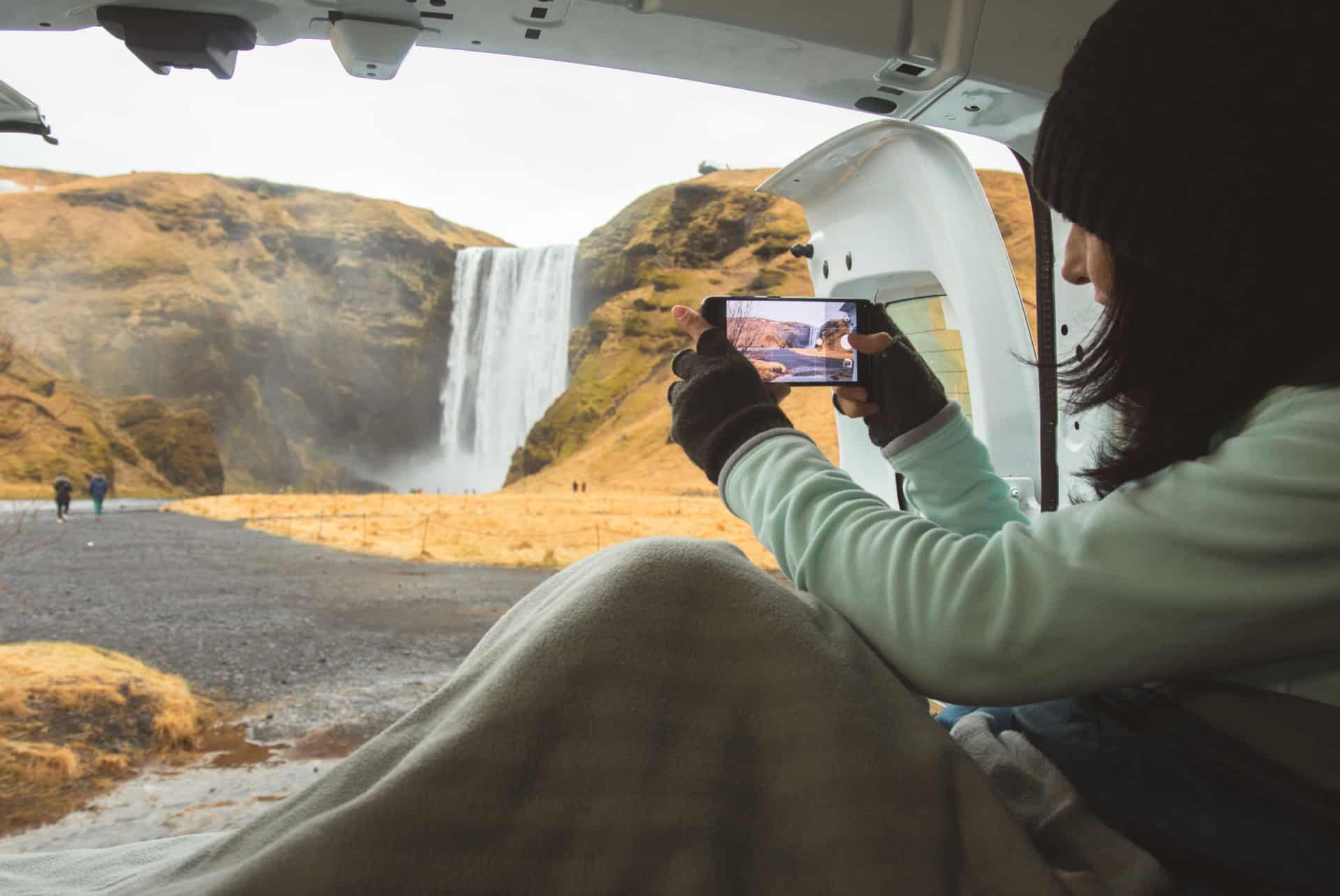 quel vehicule louer road trip en islande