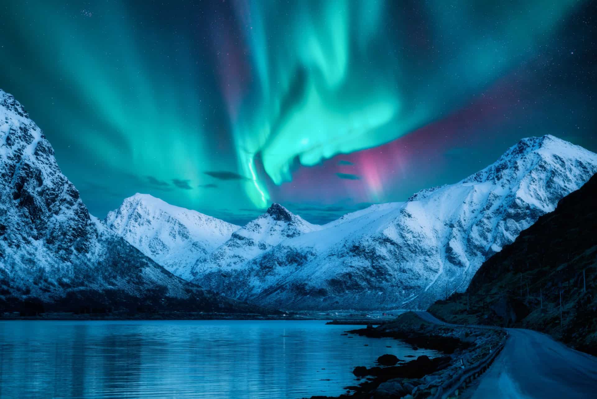 paysage aurores boreales en norvege