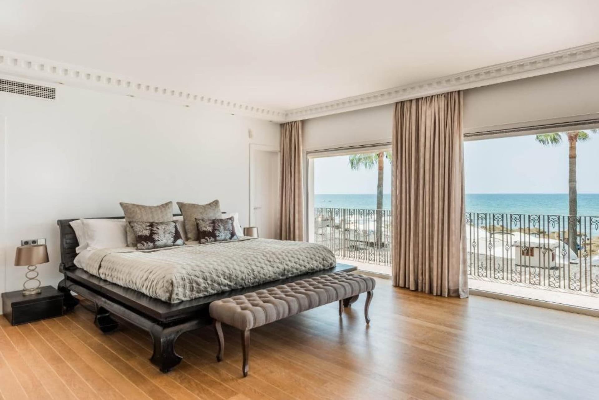 residence by the beach house marbella