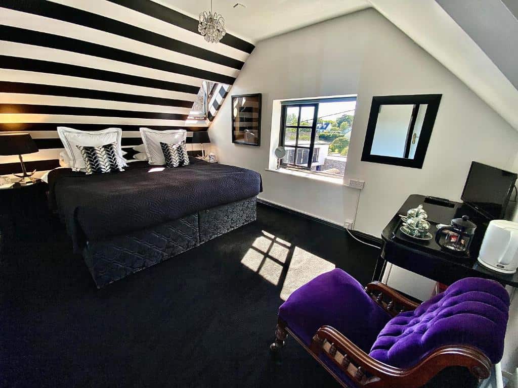 the k kinsale cork chambre