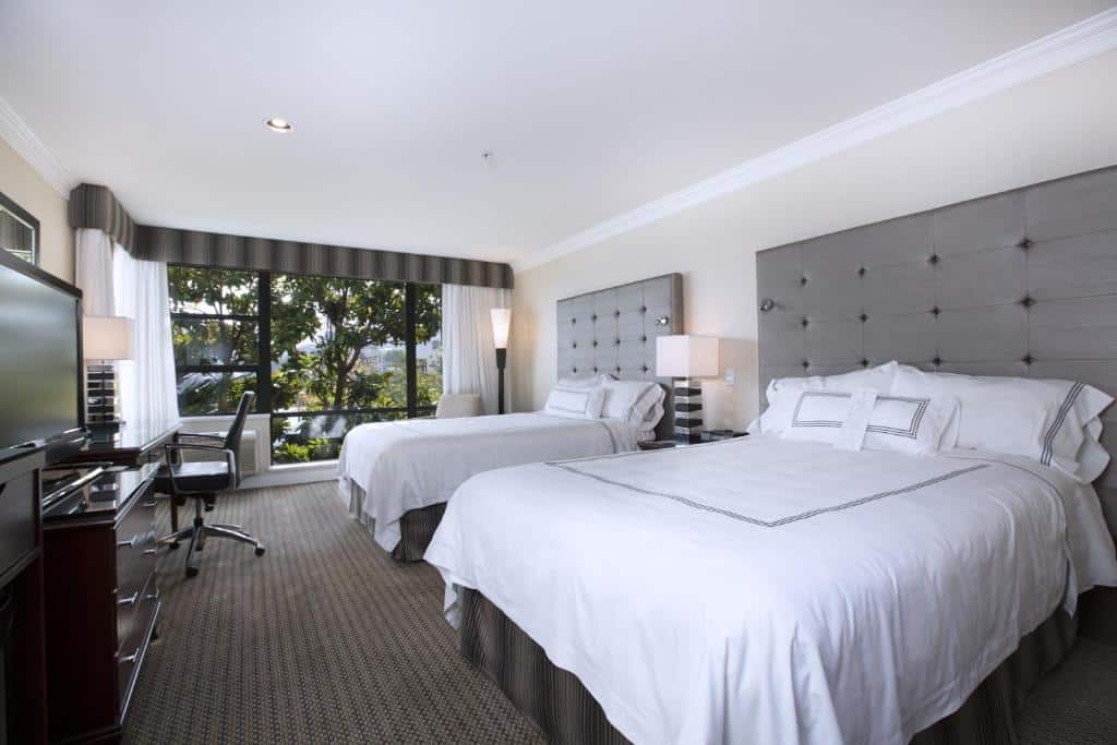 granville island hotel