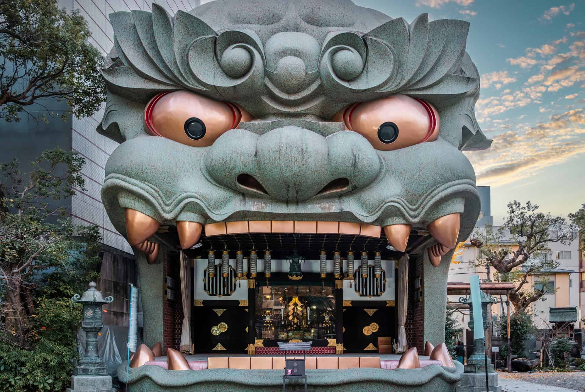 yasaka jinja namba