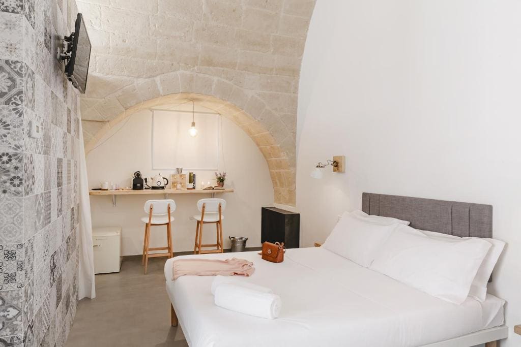 Hydria Rooms