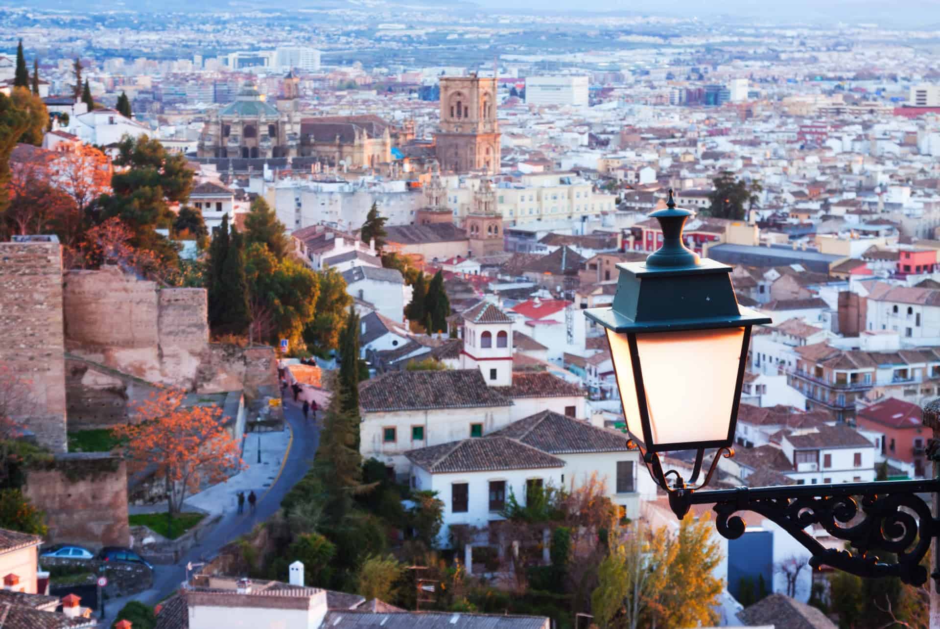 vues sur la ville de grenade plus belles villes d'espagne