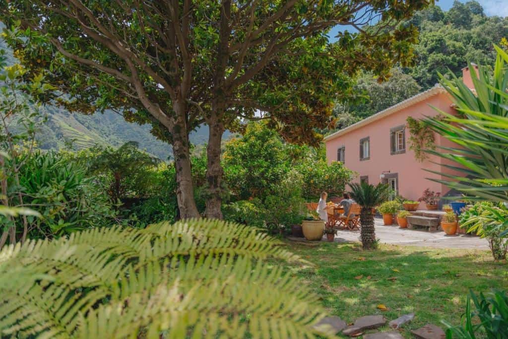 madeira surf lodge