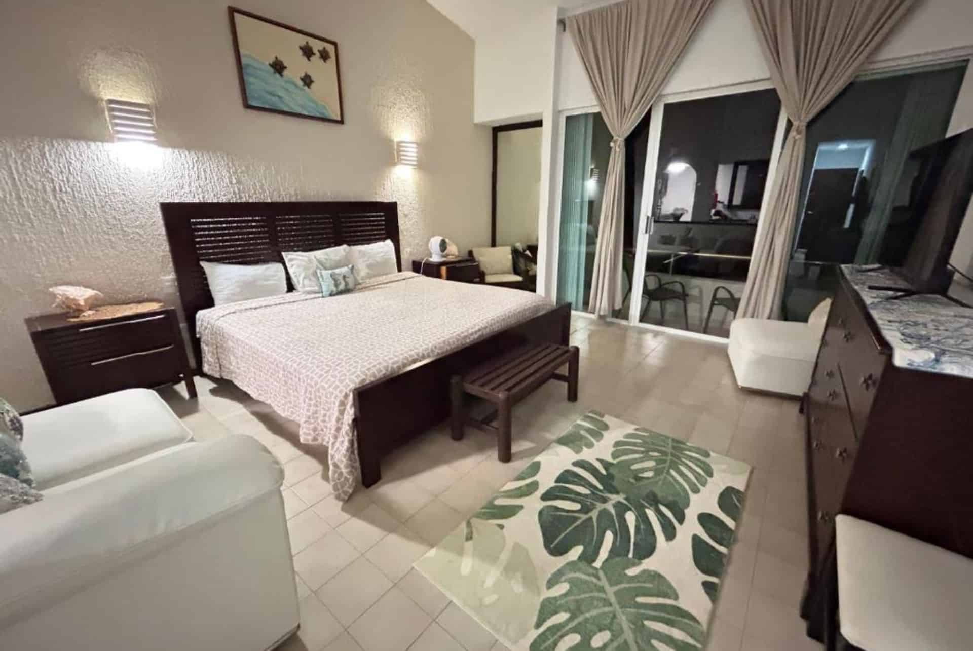 solymar beach condos chambre