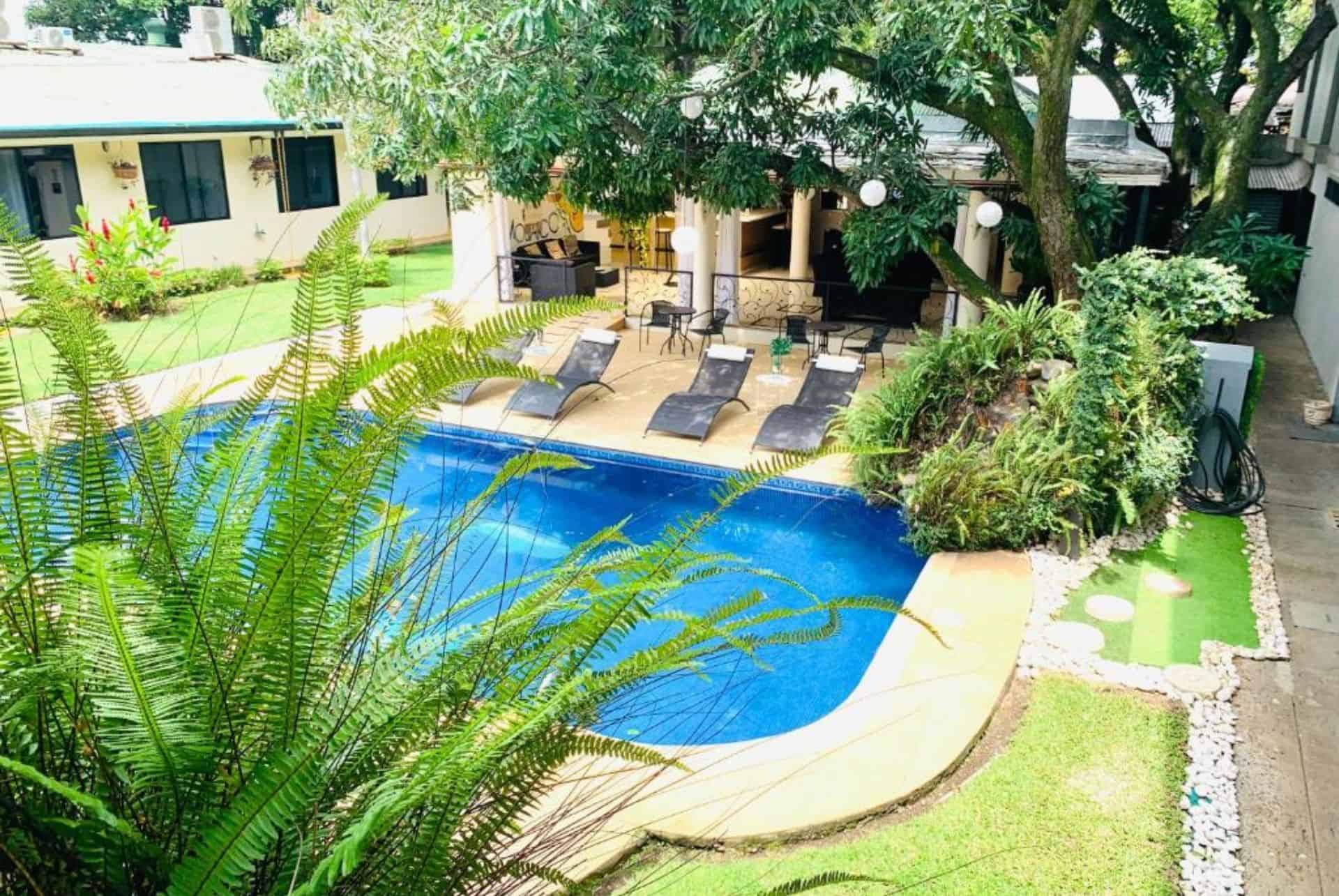 hotel mango airport